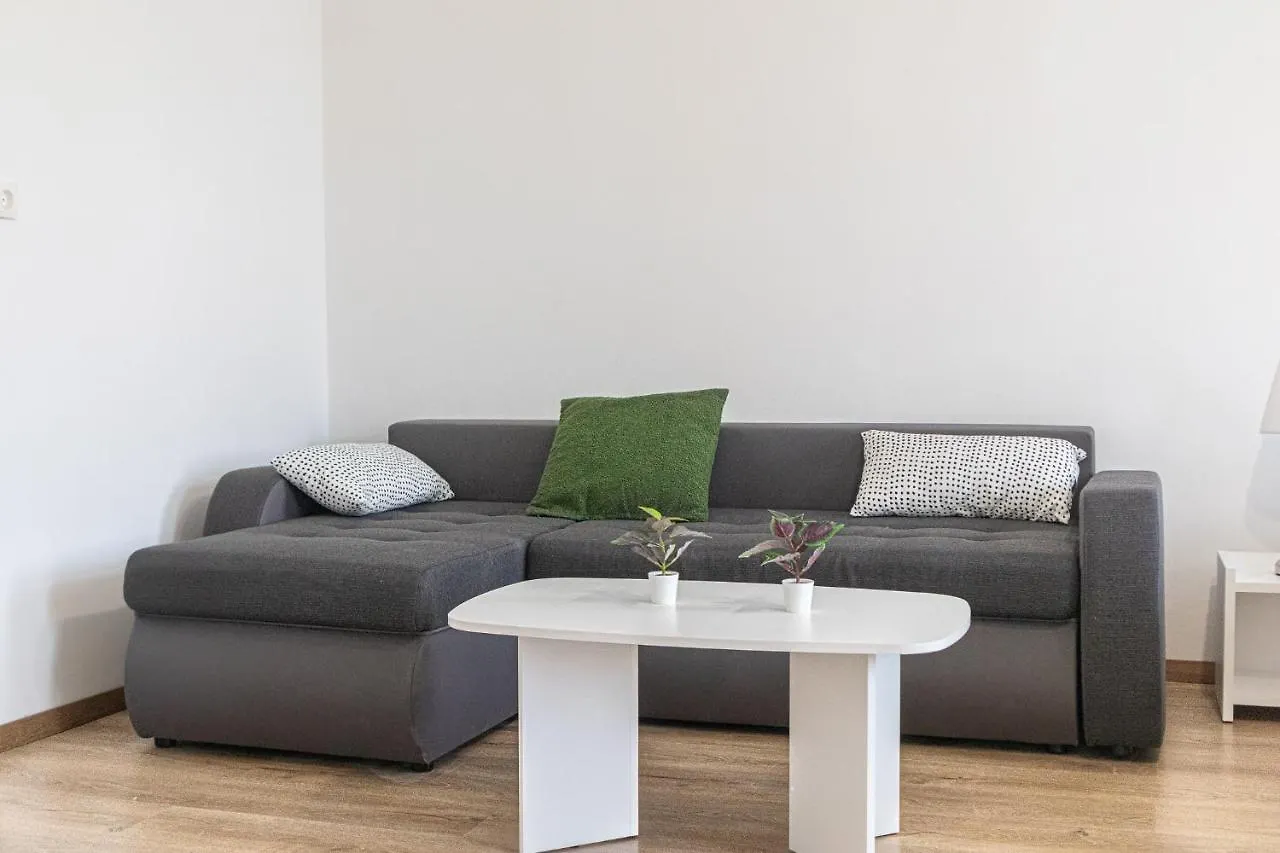 Welcoming 2Br Apt. Near Akh- Perfect For Longstays Vienna
